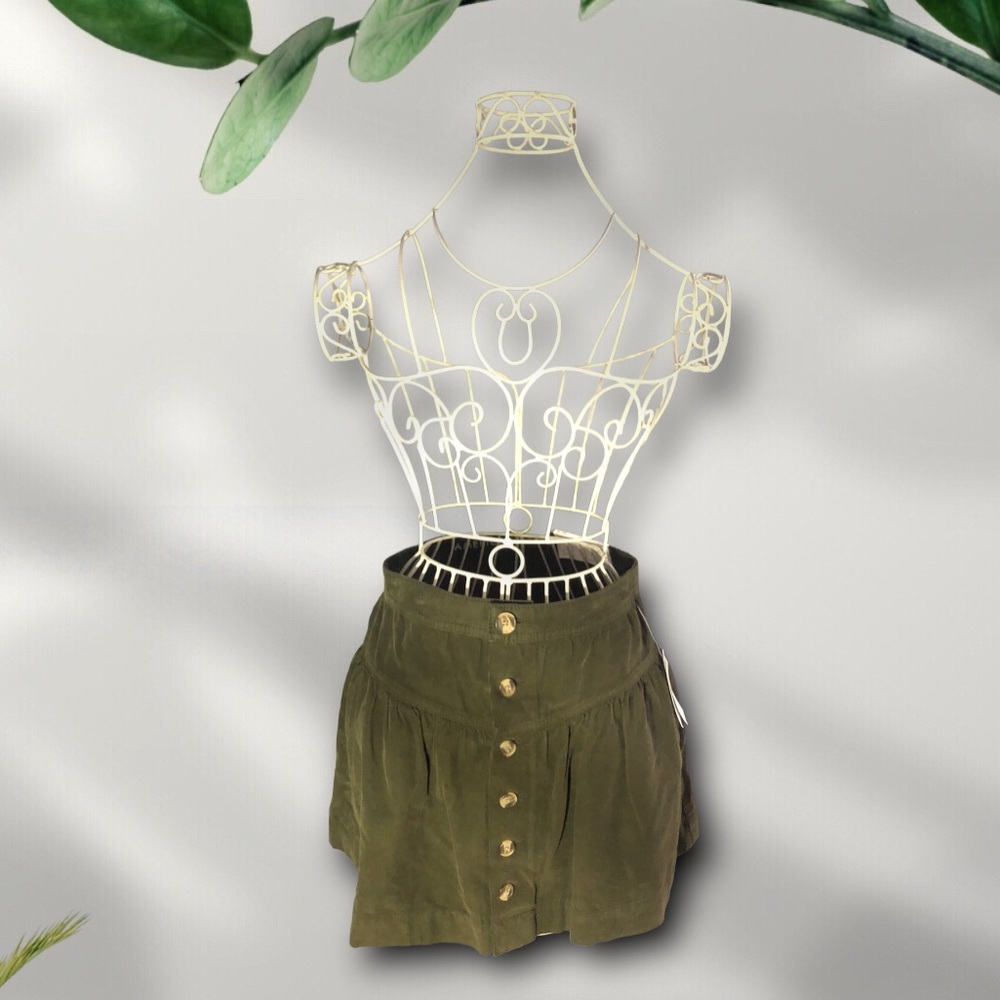 American Eagle size 2 green corduroy button up skirt NWT